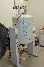 核磁気共鳴（NMR）装置