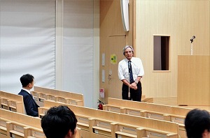 2016年10月6日　第５回フッ素化学研究講演会　山崎先生ご挨拶